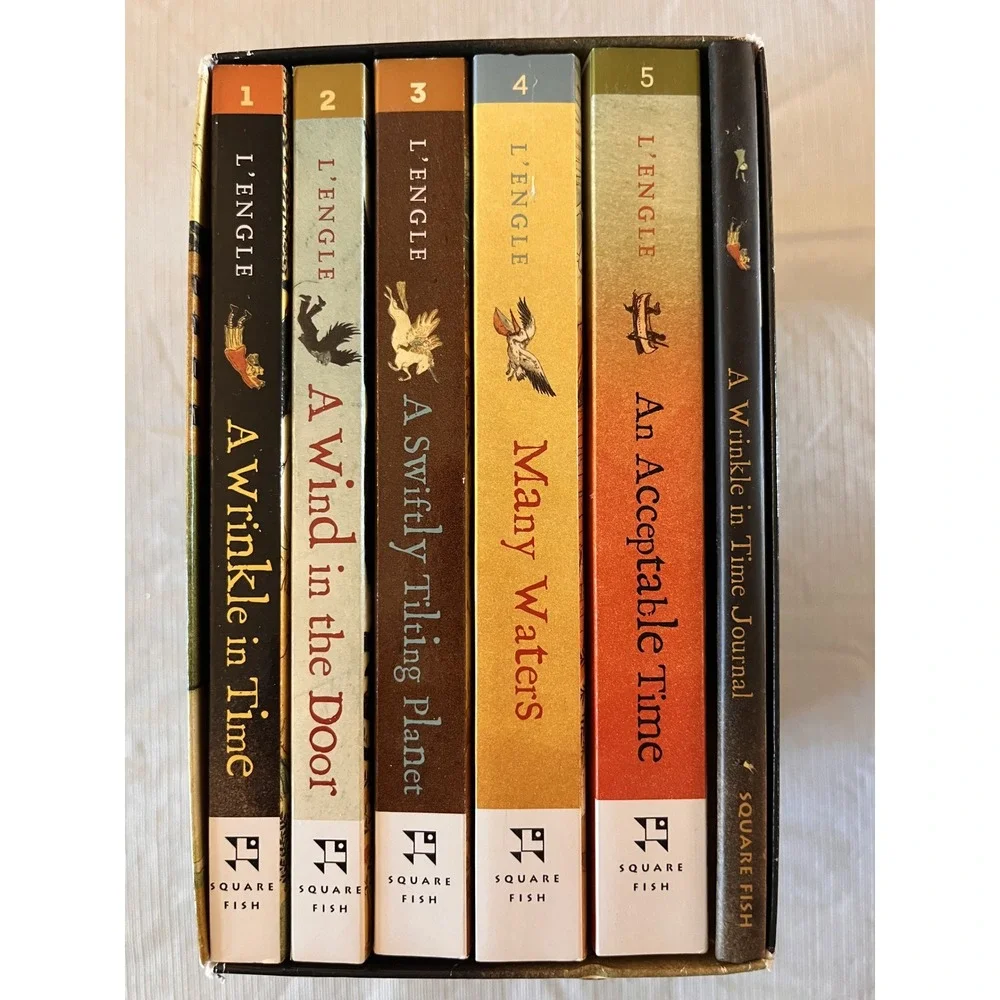 Madeleine L'Engle The Wrinkle in Time Boxed Set 5 Books & Exclusive Journal